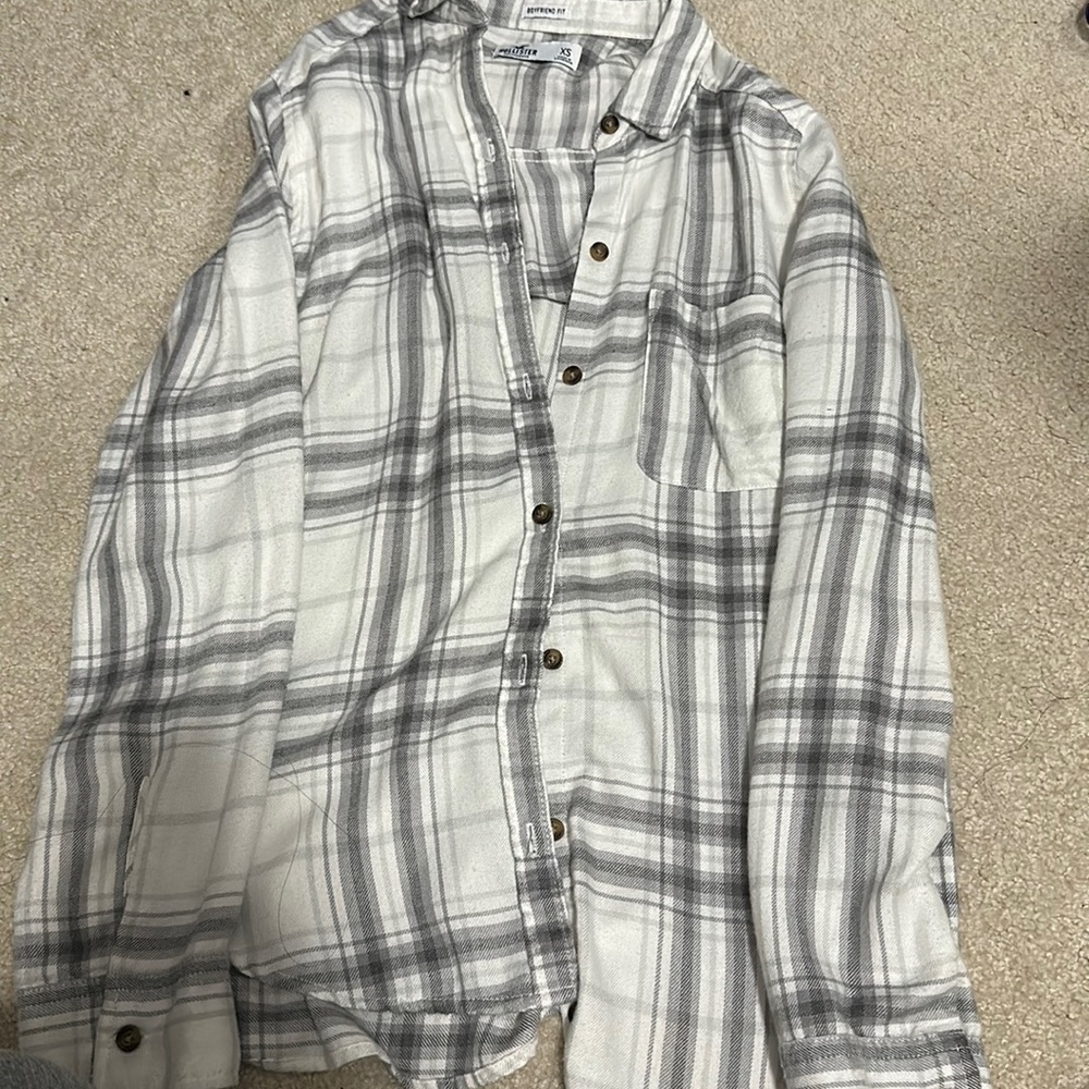 hollister xs boyfriend fit flannel